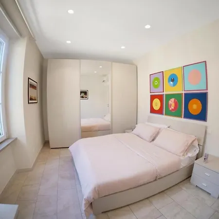 Yema Via Di Mezzo, Lucca, Italy Appartamento *